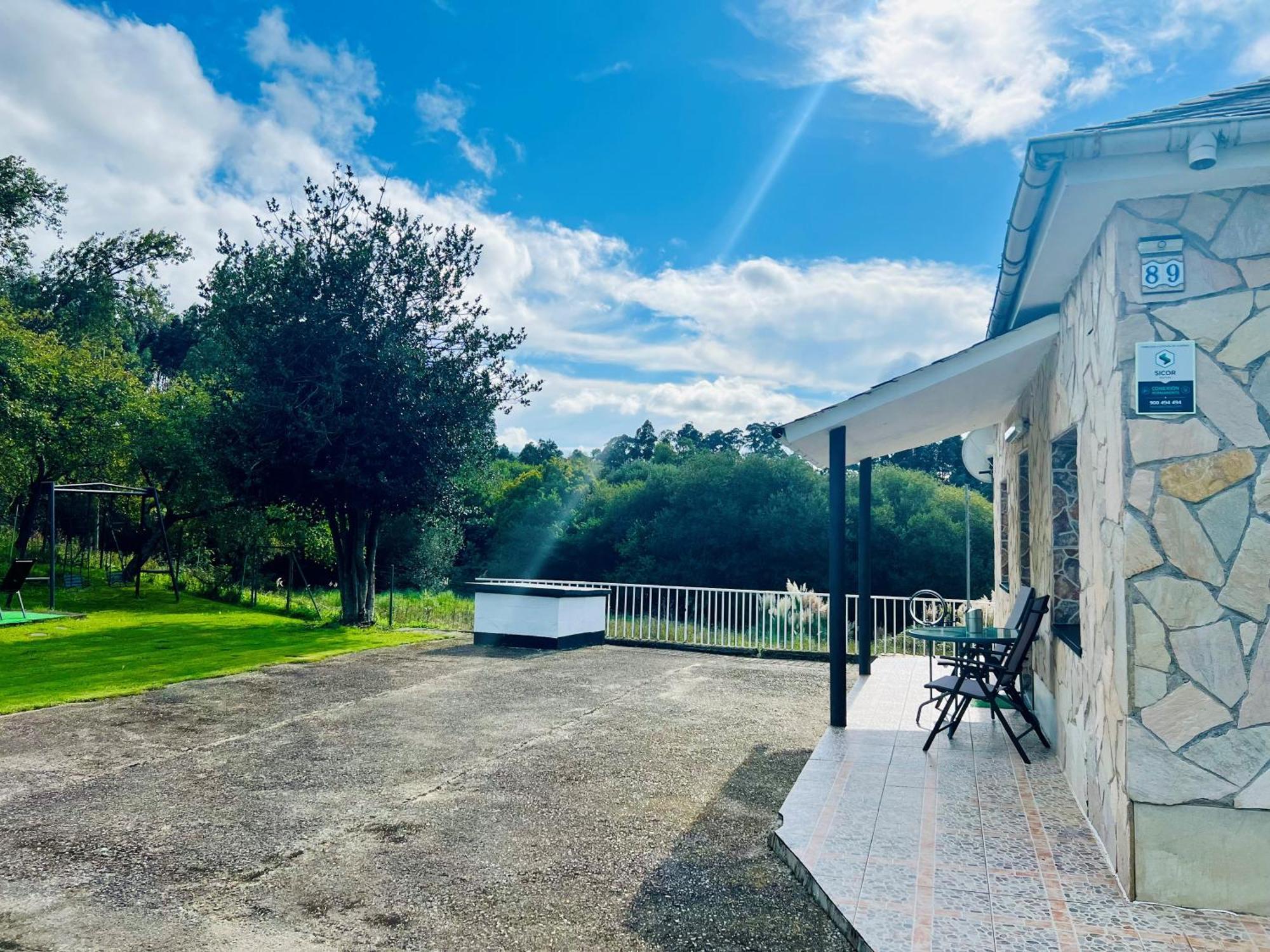 La Finca De Los Pisones Gijon Exterior photo